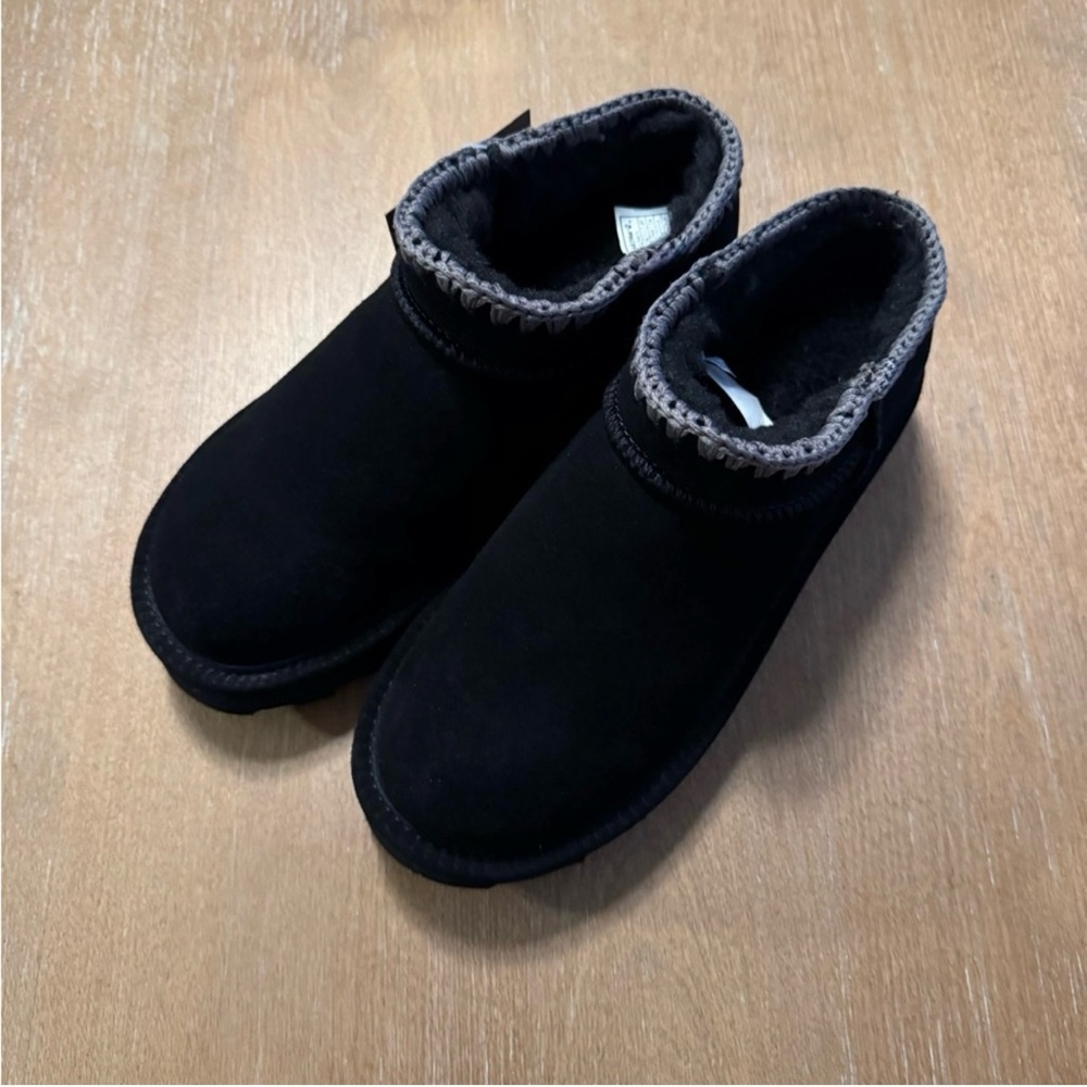 Women’s BearPaw Super Shorty Deco Winter Boots - Picture 4 of 5